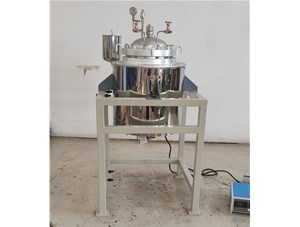 20L不銹鋼噴涂PFA儲(chǔ)罐已完工發(fā)往包頭