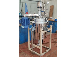 10L高溫高壓不銹鋼夾套循環(huán)加熱反應(yīng)釜已完工發(fā)往上海