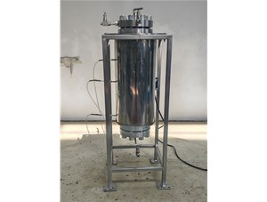 5L高壓不銹鋼實驗室反應釜已完工發(fā)往金昌