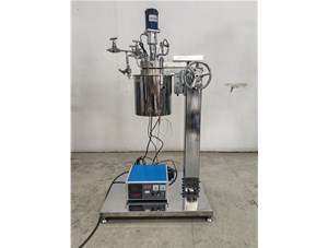 0.5L高壓不銹鋼襯鈦手動升降電加熱實驗釜已完工發(fā)往河北